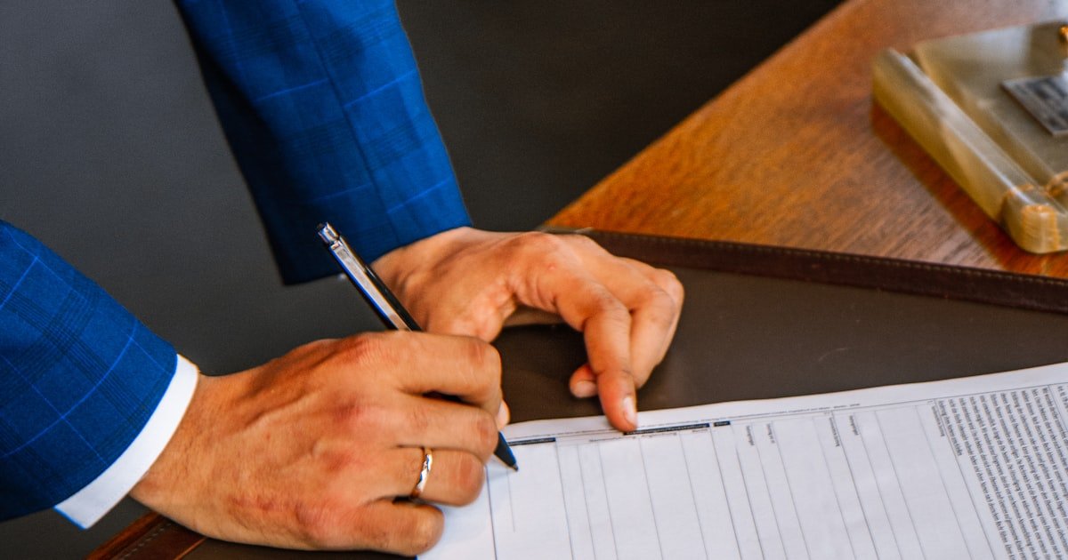 Photo representing a personal loan application for debt payoff